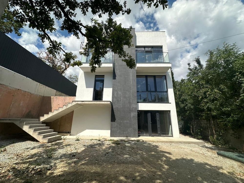 Aurora Garden House (Аврора Гарден Хаус)